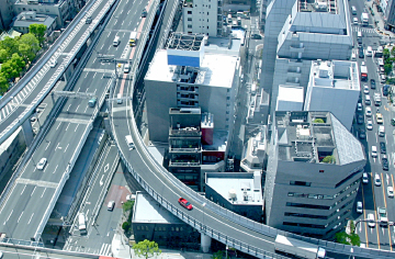 スピード感と行動力を持ったお客様目線の安心で迅速な輸送サービス